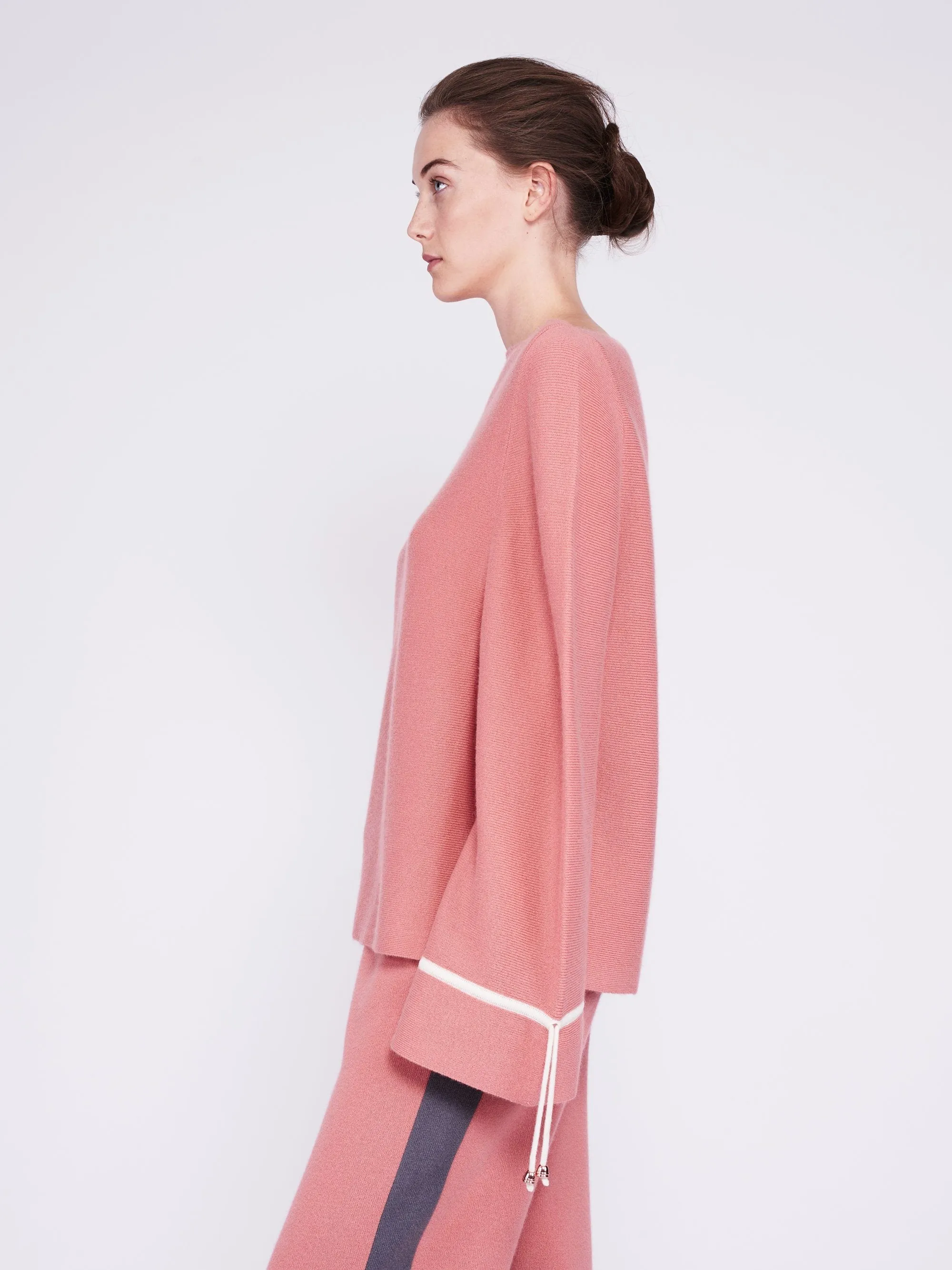 CMMC Bell Sleeve Cashmere Sweater - Sakura x White