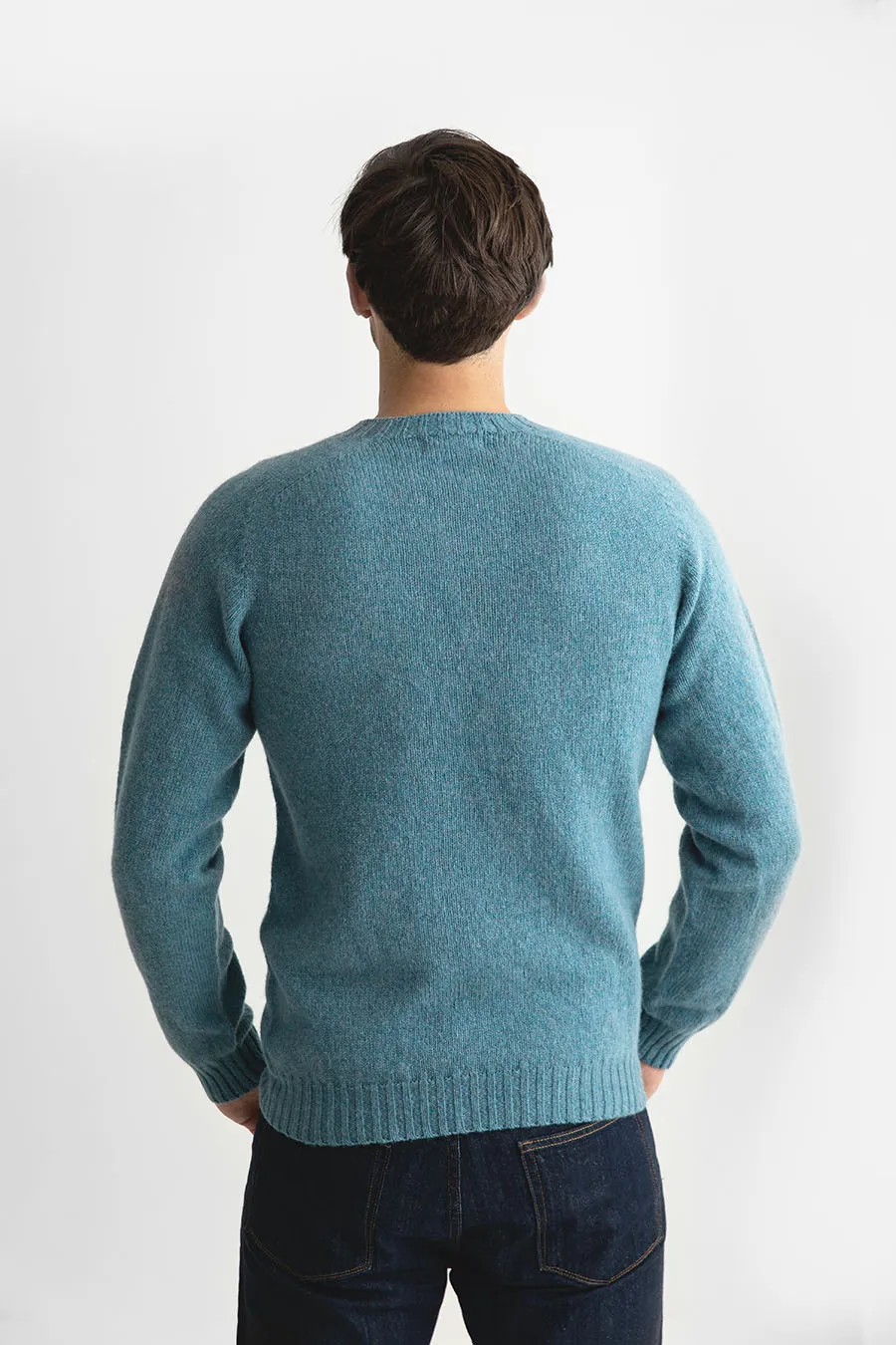 Mens Seamless Saddle Shoulder Shetland Jumper - Light Teal