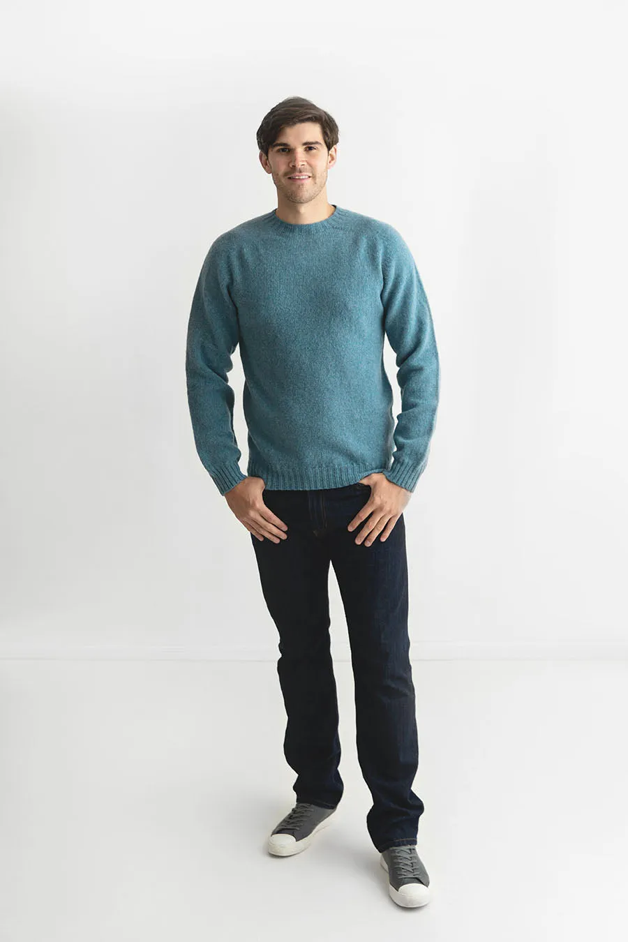 Mens Seamless Saddle Shoulder Shetland Jumper - Light Teal