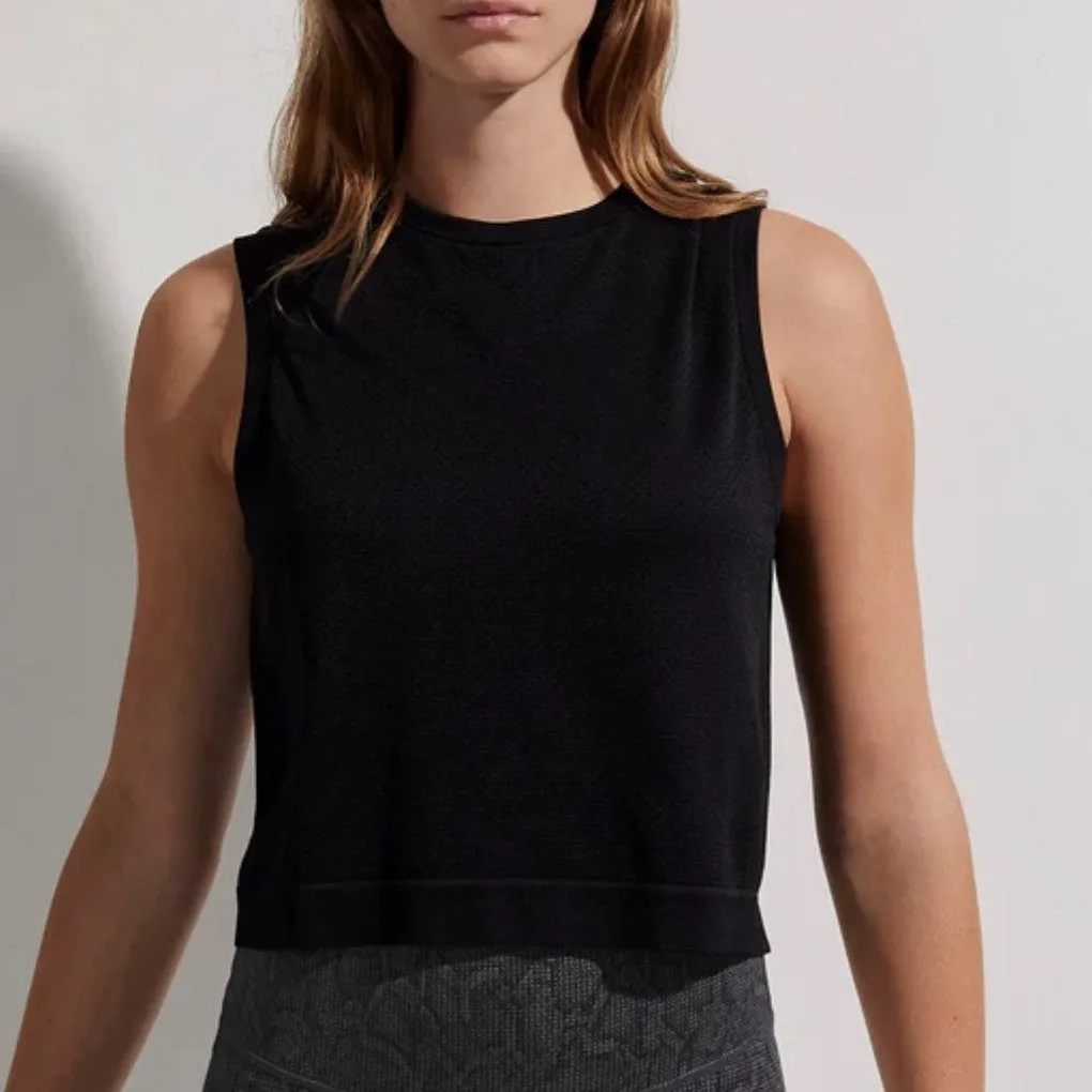 Page Seamless Crop Tank