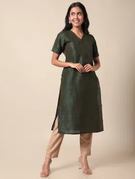 Roohi V Neck Dual Tone Green Kurta