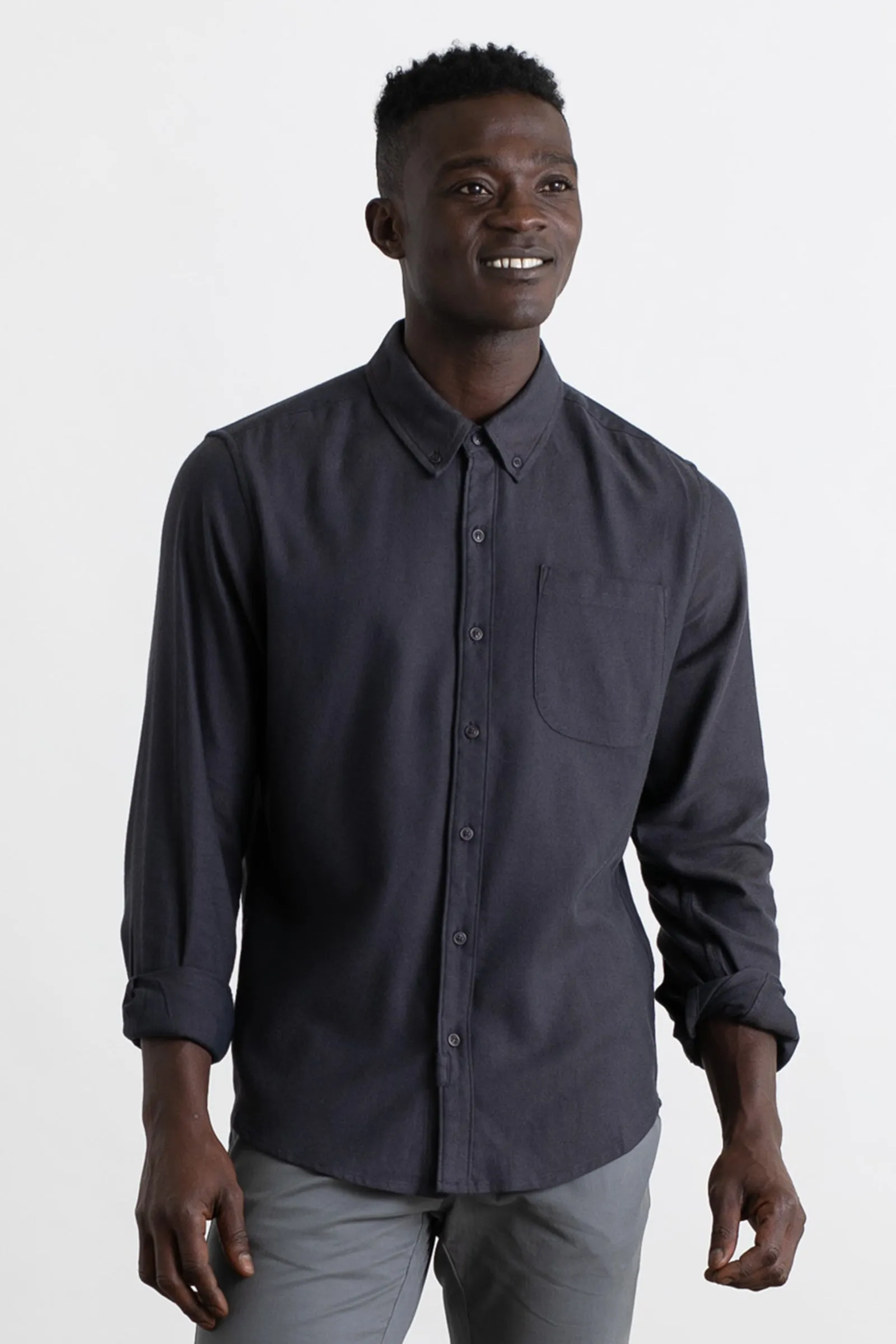 Sutton Slim Shirt / Charcoal Twill