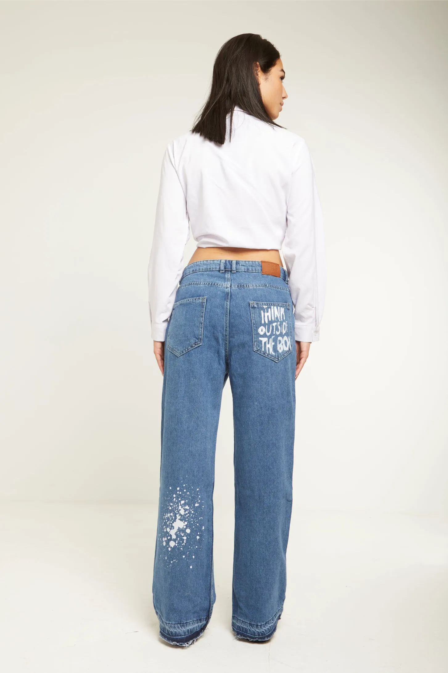 THINK OUTSIDE THE BOX JEANS